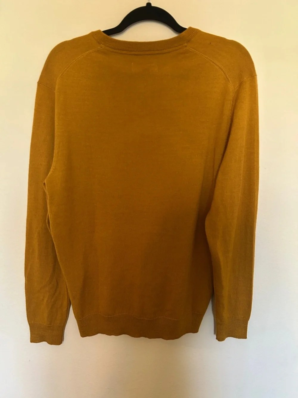 NWT Club Room Men's V-Neck Merino Wool Sweater - Picture 7 of 8